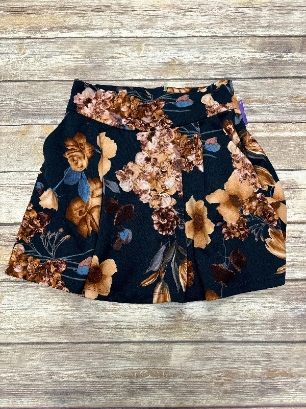 Floral Print Skirt Mini & Short Potters Pot, Size L