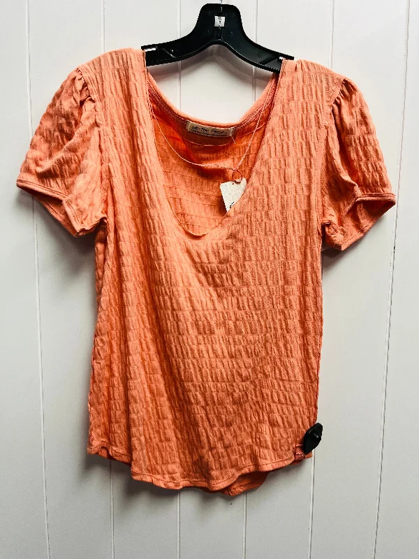 Top Short Sleeve By Free People In Coral, Size: L