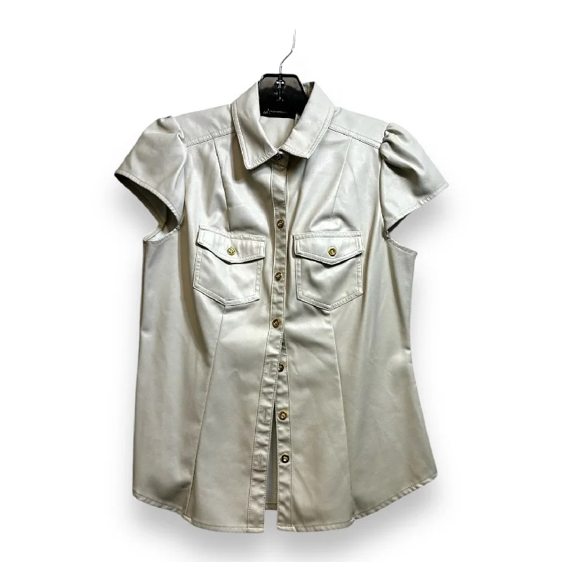 Top Short Sleeve By New York And Co O In Ivory, Size: S