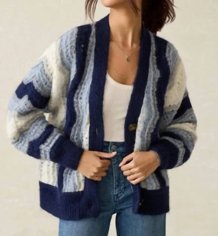 Freeride Cardigan In Indigo Waves